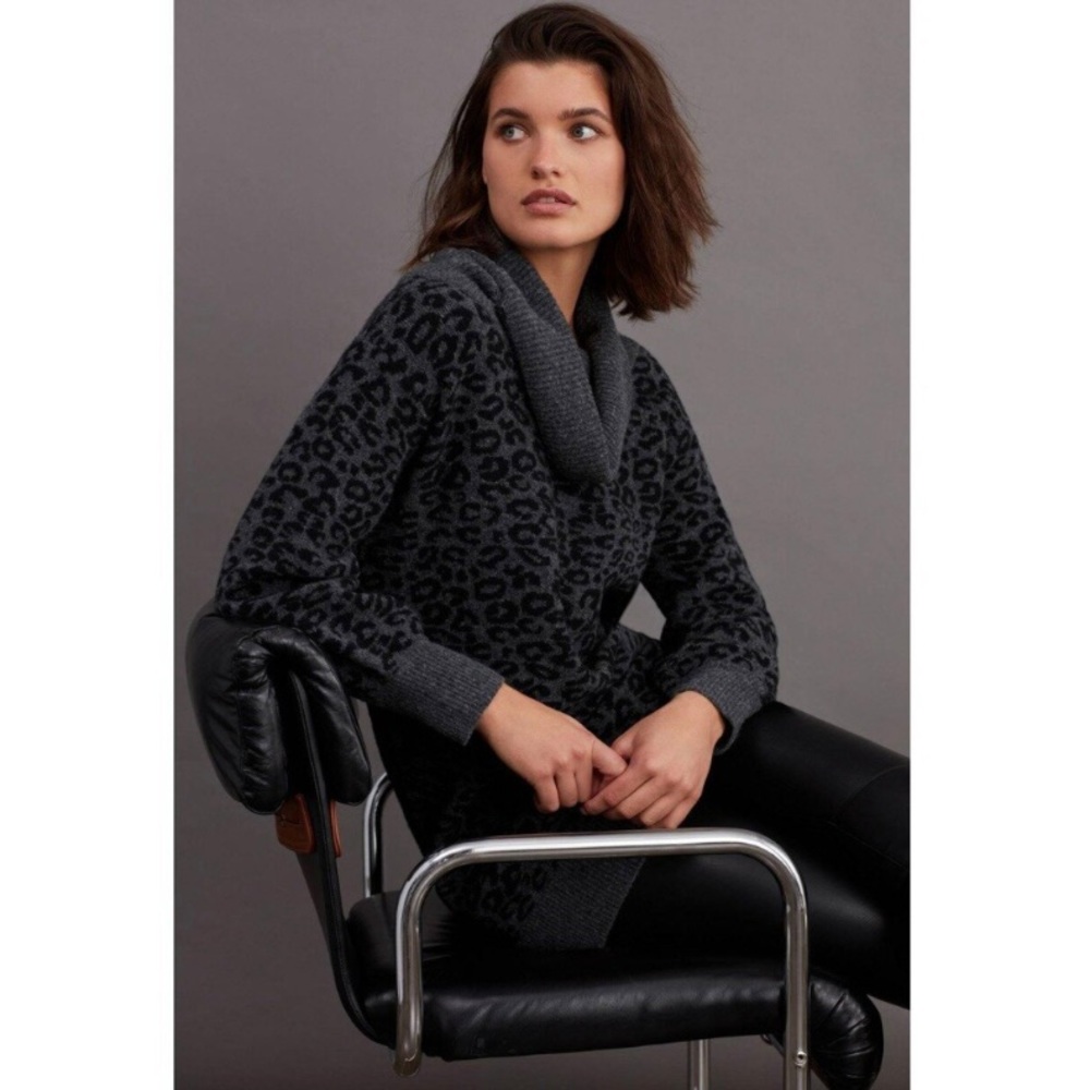 Anthropologie Emmy Cowl Neck Tunic Sweater in Leopard Print Grey- X-Small Petite